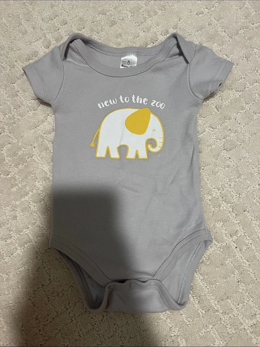 0-3 month onesies (variety of brands)